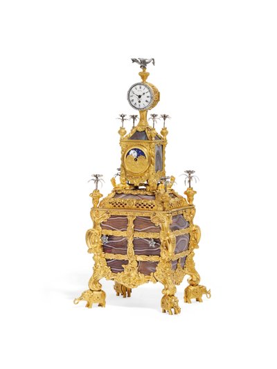 George III musikalsk urbordklokke, ca. 1766 (ormolu, sølv og agat) (se også 1860) av James Cox