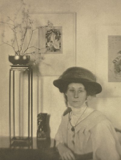 Kameraarbeid: øst og vest, 1910. av James Craig Annan