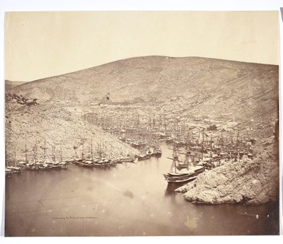 «Innseilingen til Balaklava havn» av James Robertson