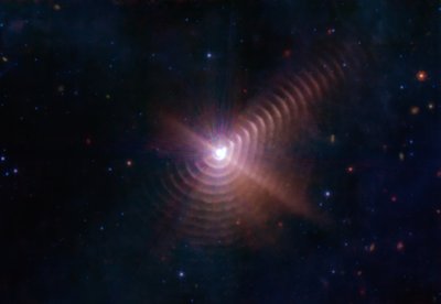 Wolf-Rayet 140 (MIRI) av James Webb Space Telescope (NASA)