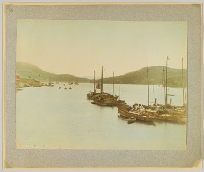 Onomichi, Bingo, Japan (håndfarget svart/hvitt-bilde) av Japanese Photographer