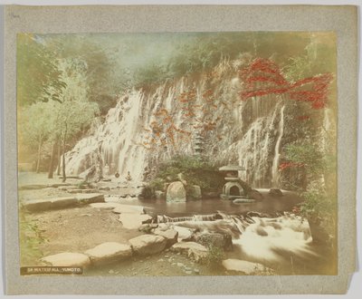 Foss, Yumoto, Kanagawa Prefecture, Japan (håndfarget svart/hvitt-bilde) av Japanese Photographer