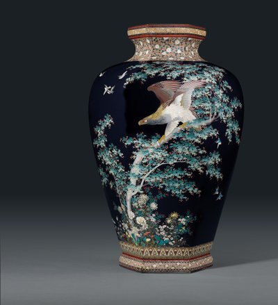 Cloisonne-vase, merke av Hayashi Chuzo-verkstedet, Meiji-perioden, slutten av 1800-tallet av Japanese School