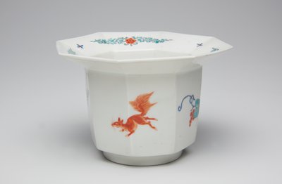 Kopper, sent på 1600-tallet - begynnelsen av 1700-tallet (Kakiemon, porselen med overglasur emalje) av Japanese School