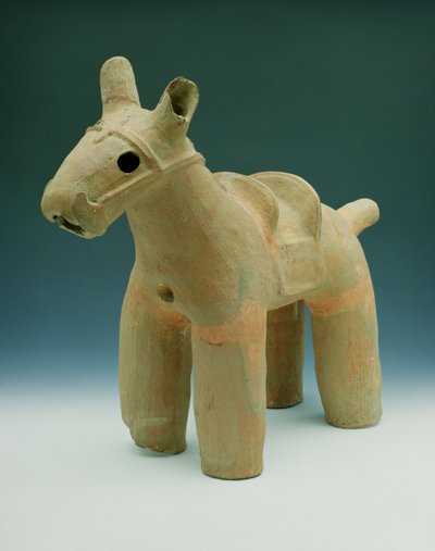 Haniwa Horse, funnet plassert rundt Funuli, Boshu-provinsen, Osato-distriktet, Dolmen-perioden (lertøy) av Japanese School