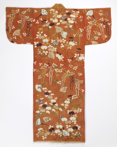 Kimono (furisode), sent på 1700-tallet (damask silke, silke og metalltråder) av Japanese School