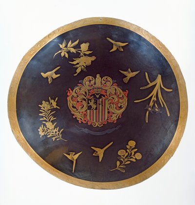Skjold som viser våpenlagrene til Constantijn Ranst, for det nederlandske østindiske kompani, laget i Bengal og lakkert i Japan, ca. 1668 (lakkert lær) av Japanese School