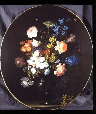 Stilleben av blomster inkludert roser, nelliker og hyasinter i en glassvase (oval) av Jean Baptiste Monnoyer