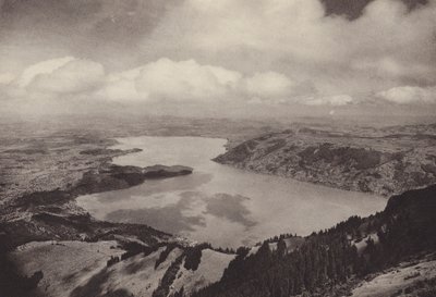 Rigi Kulm, utsikt over Zug-sjøen (s/hvitt-bilde) av Jean Gaberell