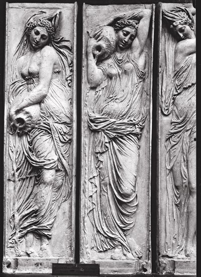 Detalj av relieffer fra The Fountain of the Innocents som viser nymfer som personifiserer elvene i Frankrike stein av Jean Goujon