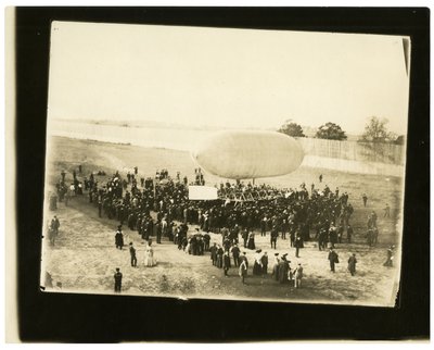 Luftskip "California Arrow" av Jessie Tarbox Beals