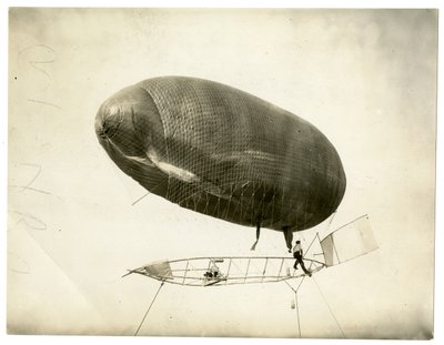 Luftskip "California Arrow" av Jessie Tarbox Beals