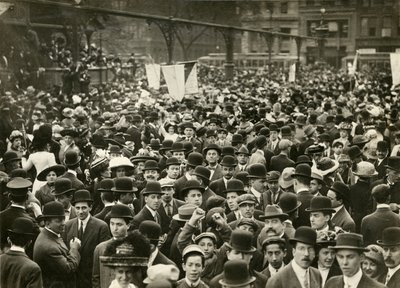 Folkemengde på Union Square på Suffrage Meeting, ca. 1905-11 (foto av gelatinsølv) av Jessie Tarbox Beals