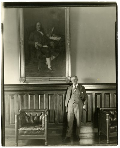 Tidligere generalpostmester, Harry S New, ca. 1905-37 av Jessie Tarbox Beals