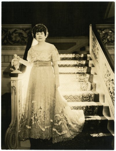 Mrs Frank G Logan fra Chicago, kunstbeskytter, ca. 1931-34 (foto av gelatinsølv) av Jessie Tarbox Beals