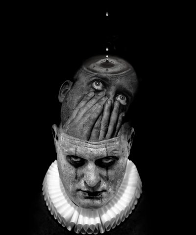 A clowns death (serie), 2014 (fotokunst digital kunst) av Johan Lilja