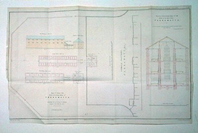 En rekke solitære celler reist på kvinnefabrikken i Parramatta, New South Wales av John Arrowsmith