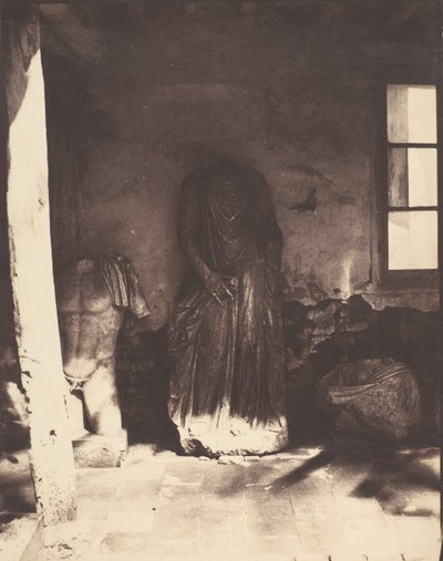 Antikviteter i museet i Cherchell, Algerie, 1853-54. av John Beasley Greene