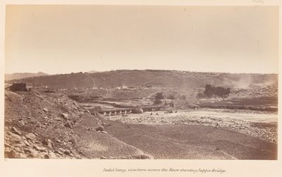 ?Safed Sang, sett fra over elven og viser Sapper Bridge?, 1878 ca. av John Burke