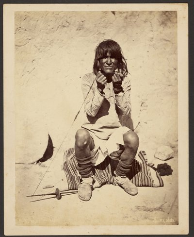  av John K. Hillers
