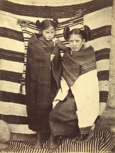  av John K. Hillers