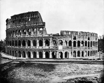 Eksteriør av Colosseum, Roma, 1893. av John L. Stoddard