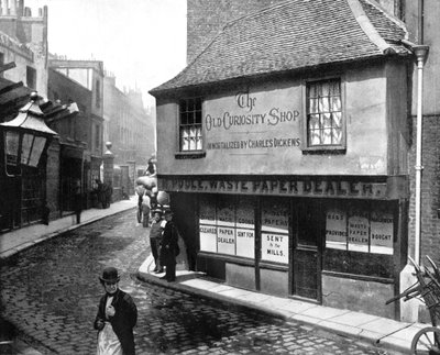 Old Curiosity Shop, London, 1893. av John L. Stoddard
