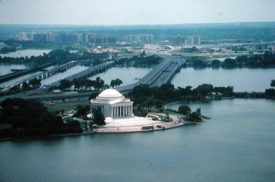 Jefferson Memorial, bygget 1938-43 av John Russell Pope