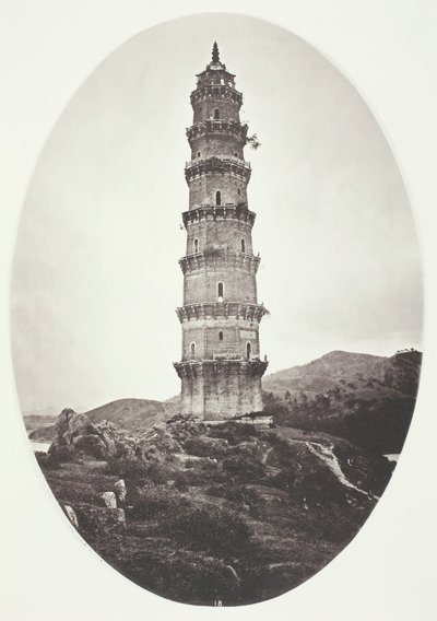 En pagode nær Chao-Chowfu, ca. 1868. av John Thomson