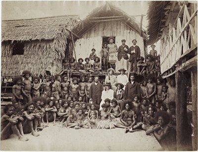 Mission House Parimata, Aroma, New Guinea, 1885 (albumtrykk) av John W. Lindt