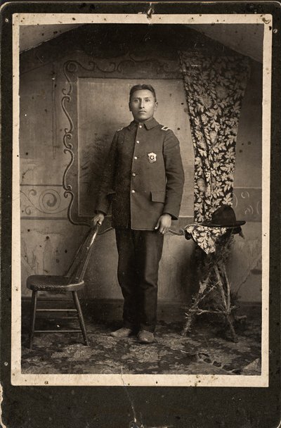 John Hinshaka, Cherry Creek, South Dakota, 1890 (albumtrykk) av Johnson Brothers