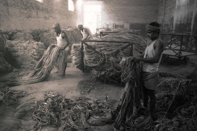 Jutefabrikk, Kolkata, India, 2017 (bilde) av Jon Nicholson