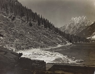 Album "Min verdenskrig - minner fra den sørvestlige fronten i Kärnten, Italia, Trentino-Alto Adige) 31/03/1915-12/11/ 1918 - Josef Zohles Wien ": fjelllandskap (s/hv pho av Josef Zohles