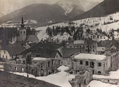 Album "Min verdenskrig - minner fra den sørvestlige fronten i Kärnten, Italia, Trentino-Alto Adige) 31/03/1915-12/11/ 1918 - Josef Zohles Vienna ": steinsprut i Tarvisio (s/hv pho av Josef Zohles