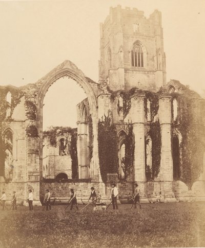 Fountains Abbey. Østvindu og tårn, 1850-tallet. av Joseph Cundall