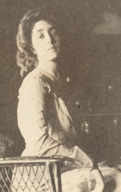 Mercedes de Cordoba, c. 1900.    1162479   no       norwegian Successfully Translated  Original: Bird Facing Left on Flowering Twig Translat: Bird Facing Left on Flowering Twig 1316454 no norwegian Successfully Translated Original: The Legendary Empress Ji av Joseph Turner Keiley