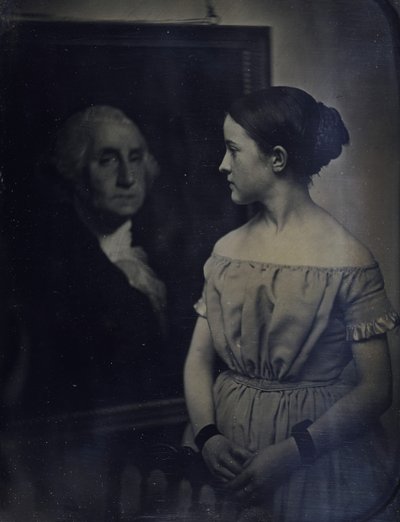 Jente med portrett av George Washington, ca. 1850. Skapere: Josiah Johnson Hawes, Albert Sands Southworth. av Josiah Johnson Hawes, Albert Sands Southworth