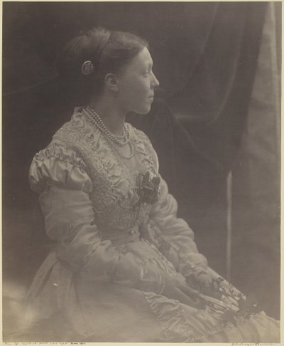 Anne Thackeray Ritchie, mai 1870. av Julia Margaret Cameron