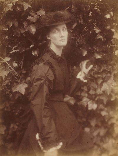 Julia Jackson Duckworth (1846-1895)   1308494   no       norwegian Successfully Translated  Original: Pressefrihed Translat: Pressefrihed 1281536 no norwegian Successfully Translated Original: The Regatta (oil on canvas) Translat: The Regatta (oil on canva av Julia Margaret Cameron