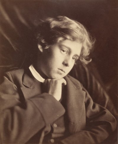 Lionel Tennyson, Freshwater, 1869. av Julia Margaret Cameron