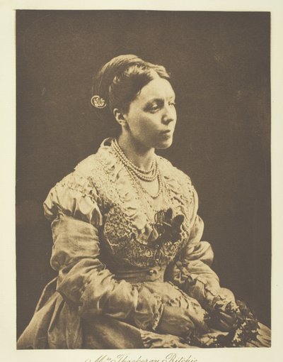 Mrs. Thackeray Ritchie av Julia Margaret Cameron
