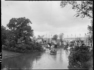 Wembley Park, Wembley Park, Brent, Stor-London, 24.07.1924 (s/hvitt-bilde) av Katherine Jean Macfee