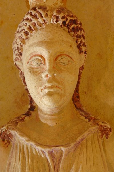 Historien om det bulgarske gullrushet, mm7384, Sveshtari-graven [#Begynnelsen av skytedataseksjonen…, 2006 (foto) av Kenneth Garrett