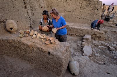 Urkesh, Hurrian Empire, Syria, 2400 f.Kr., Giorgio Buccellati, Marilyn Kelly-Buccellati..., 2004 (bilde) av Kenneth Garrett