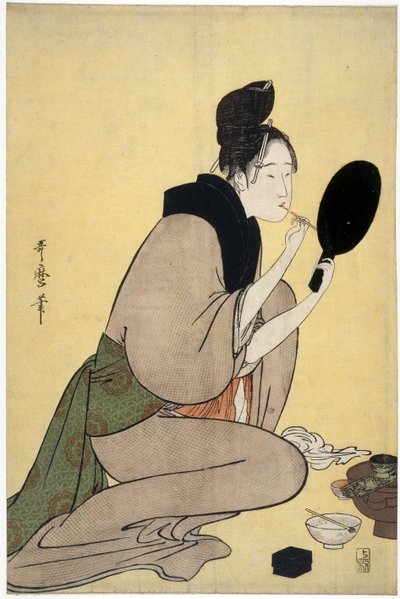 Om skjønnhet: kvinne som utgjør leppene hennes - Bijin-ga. Jente som sminker leppene sine av Utamaro, Kitagawa (1753-1806), - Fargetresnitt, 37,7x25,2 - Privat samling av Kitagawa Utamaro