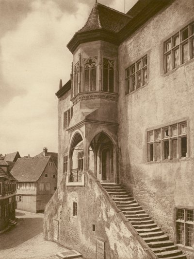 Dettelbach a Main, Rathaus; Dettelbach på hovedgaten, rådhuset (s/hvitt bilde) av Kurt Hielscher