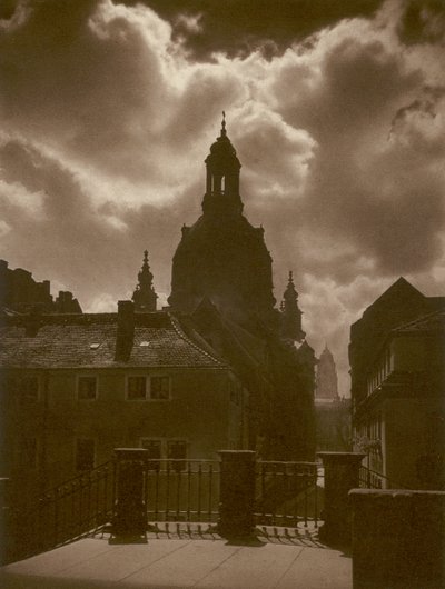 Dresden, Frauenkirche (s/hvitt bilde) av Kurt Hielscher