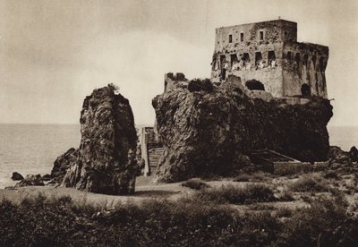 Italia: Castello Praia a Mare, Calabria (s/hvitt-bilde) av Kurt Hielscher