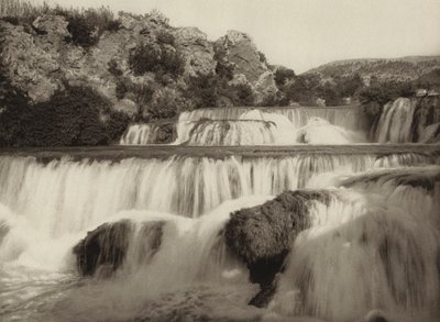 Jugoslavia: Krka Falls (s/hvitt bilde) av Kurt Hielscher