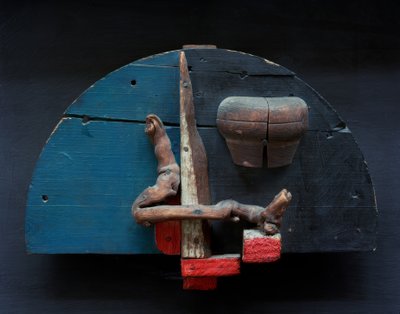 Uten tittel (trekonstruksjon) av Kurt Schwitters